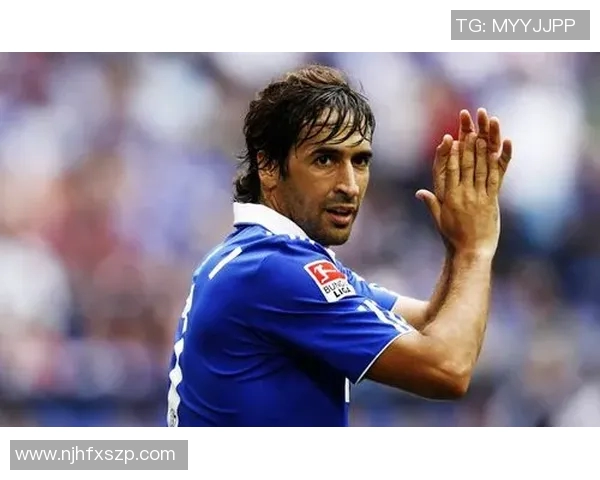 巴西足球明星小卡的精彩瞬间与职业生涯回顾