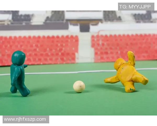 足球明星橡皮泥画创意大赛展现球场魅力与艺术结合的精彩瞬间