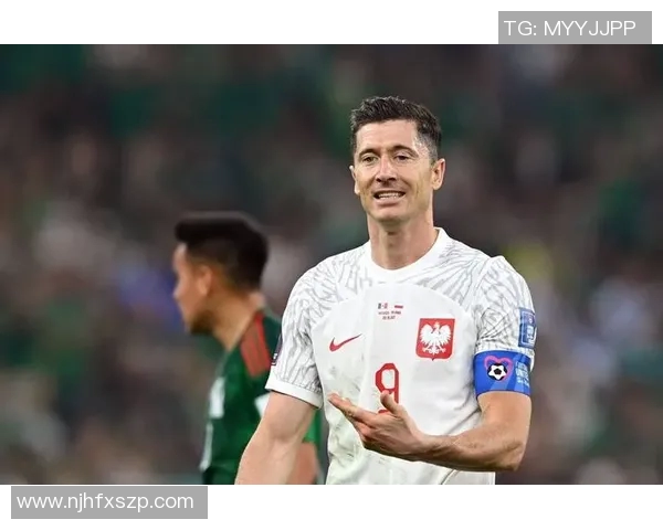 足球明星闪耀全球电脑桌面带你领略足坛风采与激情的完美结合