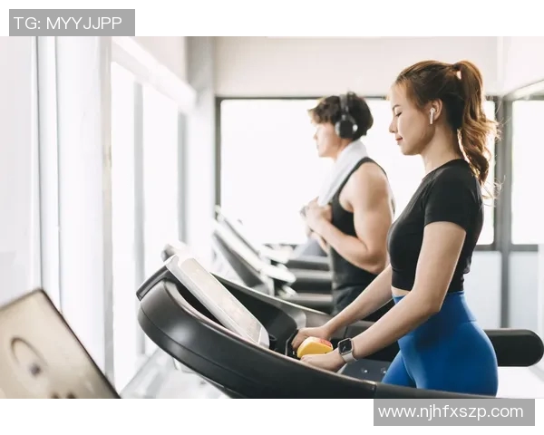 体育锻炼不仅具有健身效果还促进心理健康和社交能力的全面提升